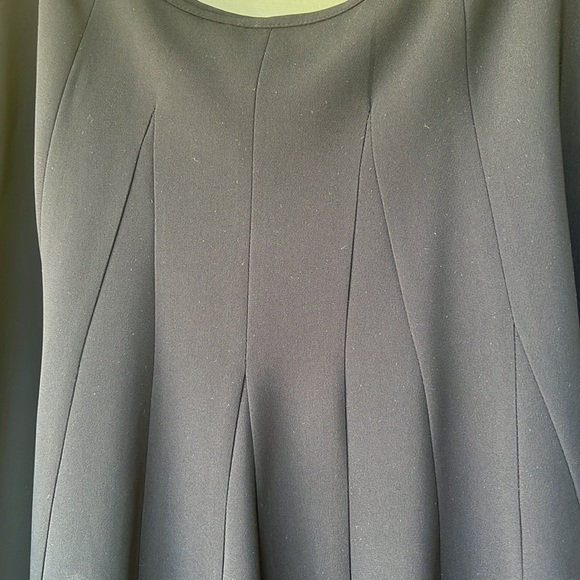 Like new Jones New York black lined skirt - Picture 4 of 15